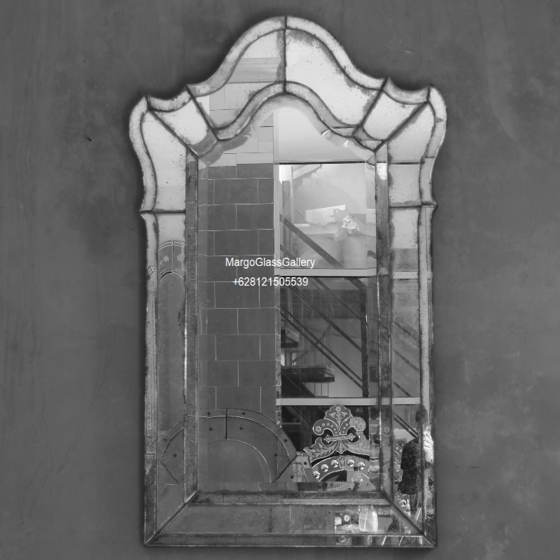 Classic Concept House With Antique Mirror Wall Options » Mirrors Glass