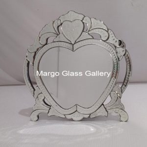 Small Venetian Mirror Standing MG 080089