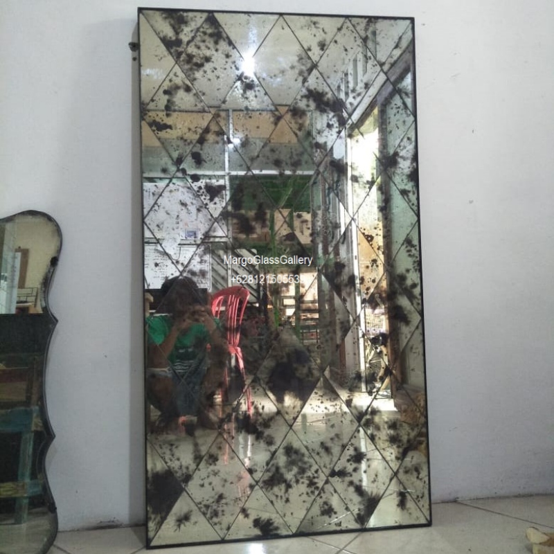 Distressed Mirror